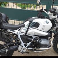 Bmw nine t scrambler/ Urban gs