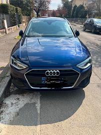 Auto Audi A 4 station wagon