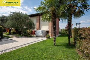 Porzione di villa bifamiliare a Noale - RIF 71