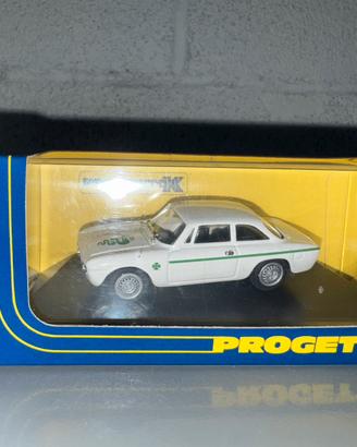 Modellino Alfa Romeo Giulia GTA J1300 1/43
