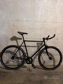 Bici scatto fisso fixed