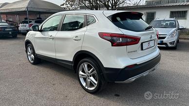 Nissan Qashqai 1,3 benzina uniproprietario
