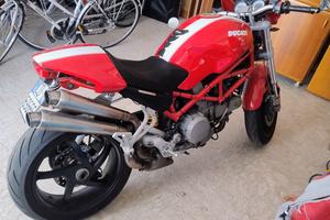 Ducati Monster s2r 800