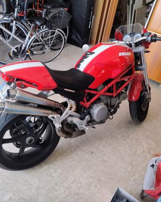 Ducati Monster s2r 800