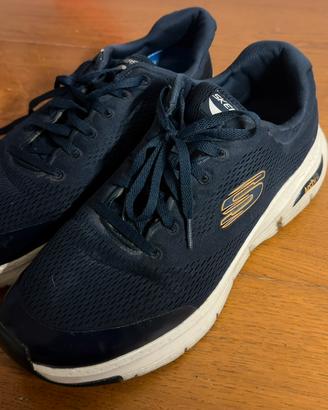Scarpe Skechers in perfette condizioni!