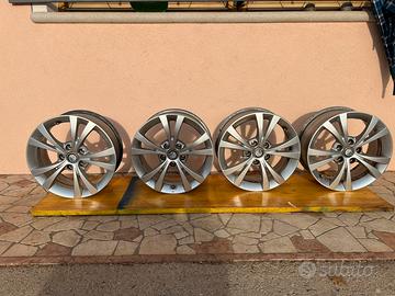 Cerchi alfa romeo 16” (7j x 16h2 ET 41)