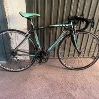 Bicicletta da corsa carbonio Bianchi 928 c2c