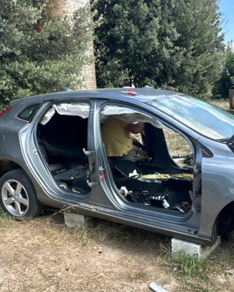 pezzi di ricambio volvo v40