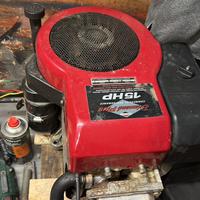 Motore trattorino tagliaerba Briggs stratton 15hp