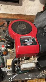 Motore trattorino tagliaerba Briggs stratton 15hp