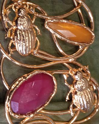 Collana con scarabeo di agata, rubino e corniola