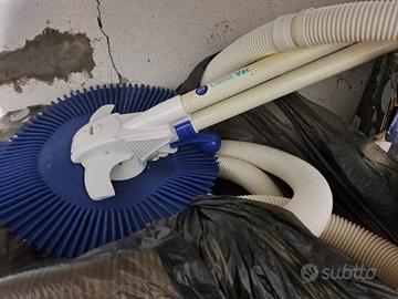 pulisci fondo piscina