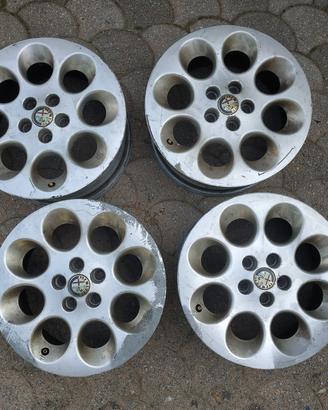 Cerchioni Alfa Romeo 15 pollici