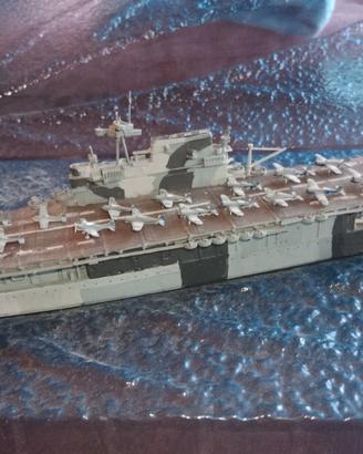 Enterprise CV6 1:700 Con Aerei Waterline Portaerei