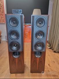 KEF 105.3