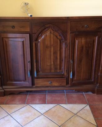 Credenza e contromobile