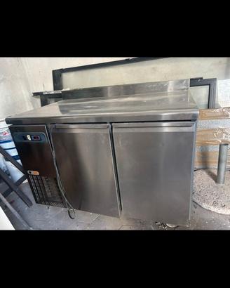 Banco frigo in acciaio