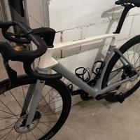 Bici da corsa FOCUS