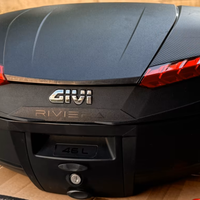 Bauletto Givi Riviera E46Litri + Schienalino E207.