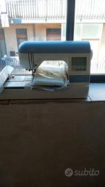  macchina ricamatrice marca Brother innovis 700e