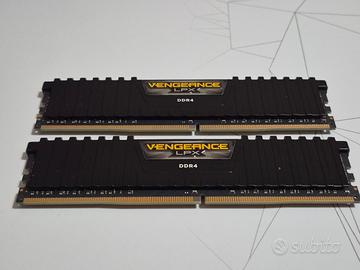 RAM Corsair Vengeance LPX 32GB DDR4 —PARI AL NUOVO