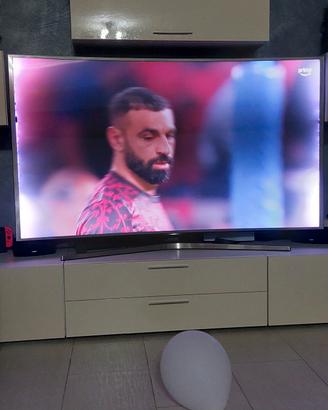 Tv Samsung 65" con difetti sui lati dello schermo