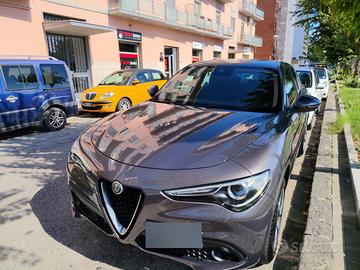 ALFA ROMEO Stelvio 2.2 Q4 Business 180 CV