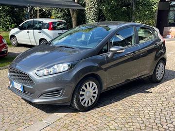 FORD Fiesta 1.5 TDCi 5 porte Neopatentati