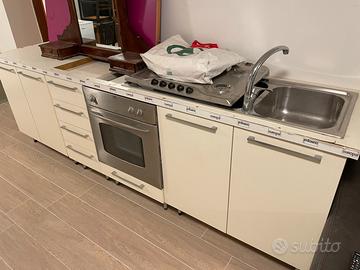 Cucina completa Febal 3 MT Bianca + Tenda Parasole