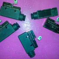Omron Microswitch DZ-10GW22-1B contatti a cerniera