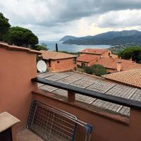 a Portoferraio Bilocale vista mare in residenza es