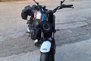 MOTO - Yamaha XSR700 Anno 2025