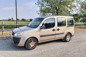 FIAT DOBLO’ Benzina + GPL