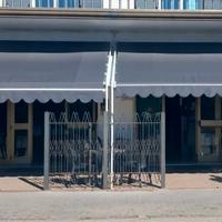 2 locali commerciali