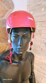 Casco e occhiali da sci per bambina