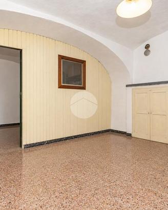 MONOLOCALE A DRUENTO