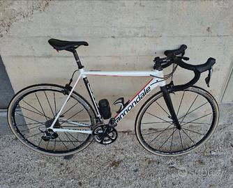 Bici da corsa Cannondale CAAD 12