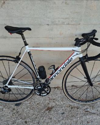 Bici da corsa Cannondale CAAD 12