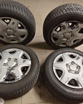 4 cerchi acciaio 14'' Wolksvagen con gomme da neve