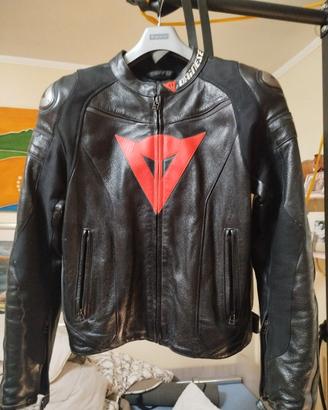 Giubbotto in pelle per moto