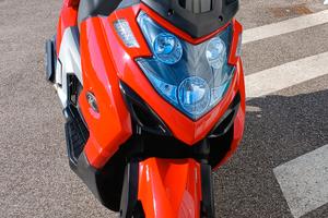 Kymco MyRoad 700i - 2012