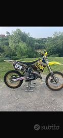 Suzuki rm 125