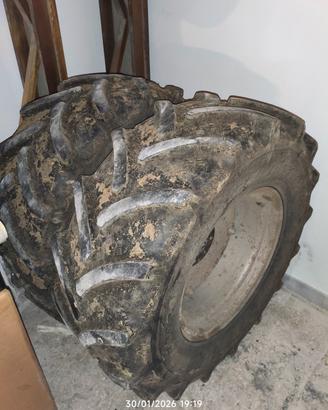 Pneumatici + Cerchi R20 per trattore Same 