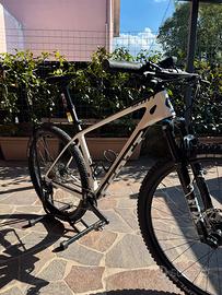 Mtb scott scale 930 tg L