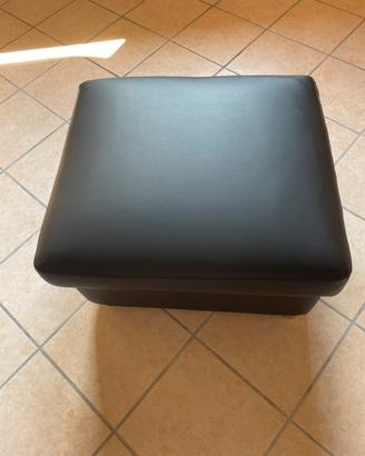 Pouf in pelle nero