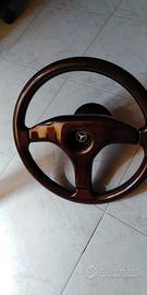 Volante in legno vintage