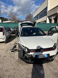 Volkswagen Golf 7 GTI Performance 2.0 230 CV (GPL)