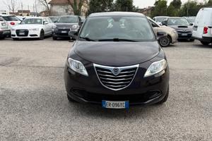 Lancia Ypsilon 1.2 69 CV Unyca