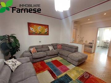 Appartamento di 161 m² con 4 locali e box auto a P