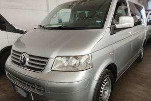 VOLKSWAGEN CARAVELLE MANUALE 4 MOTION 9 POSTI
